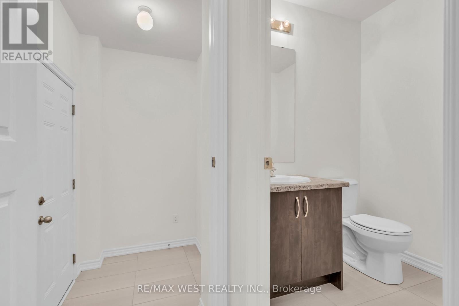 195 Terry Fox Drive, Barrie, ON