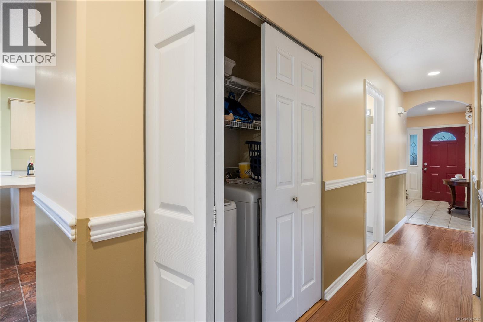 221 Westwood Rd, Nanaimo, BC