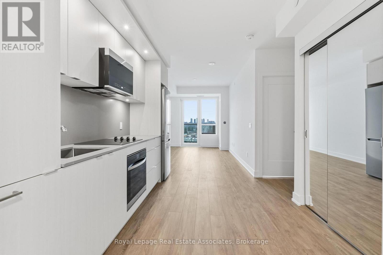 1209 - 60 Central Park Roadway, Toronto, ON