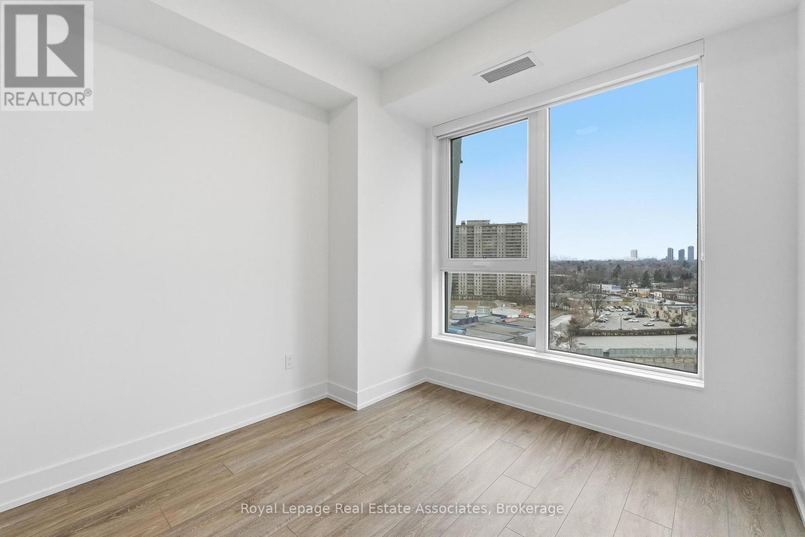 1209 - 60 Central Park Roadway, Toronto, ON