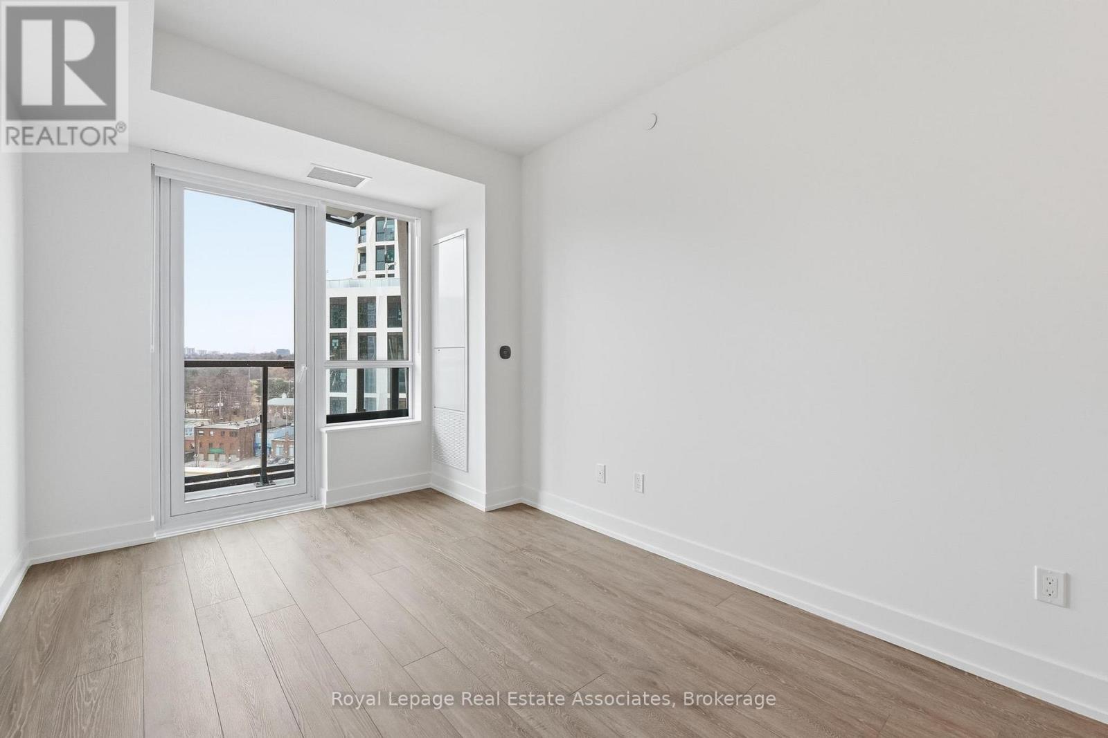 1209 - 60 Central Park Roadway, Toronto, ON