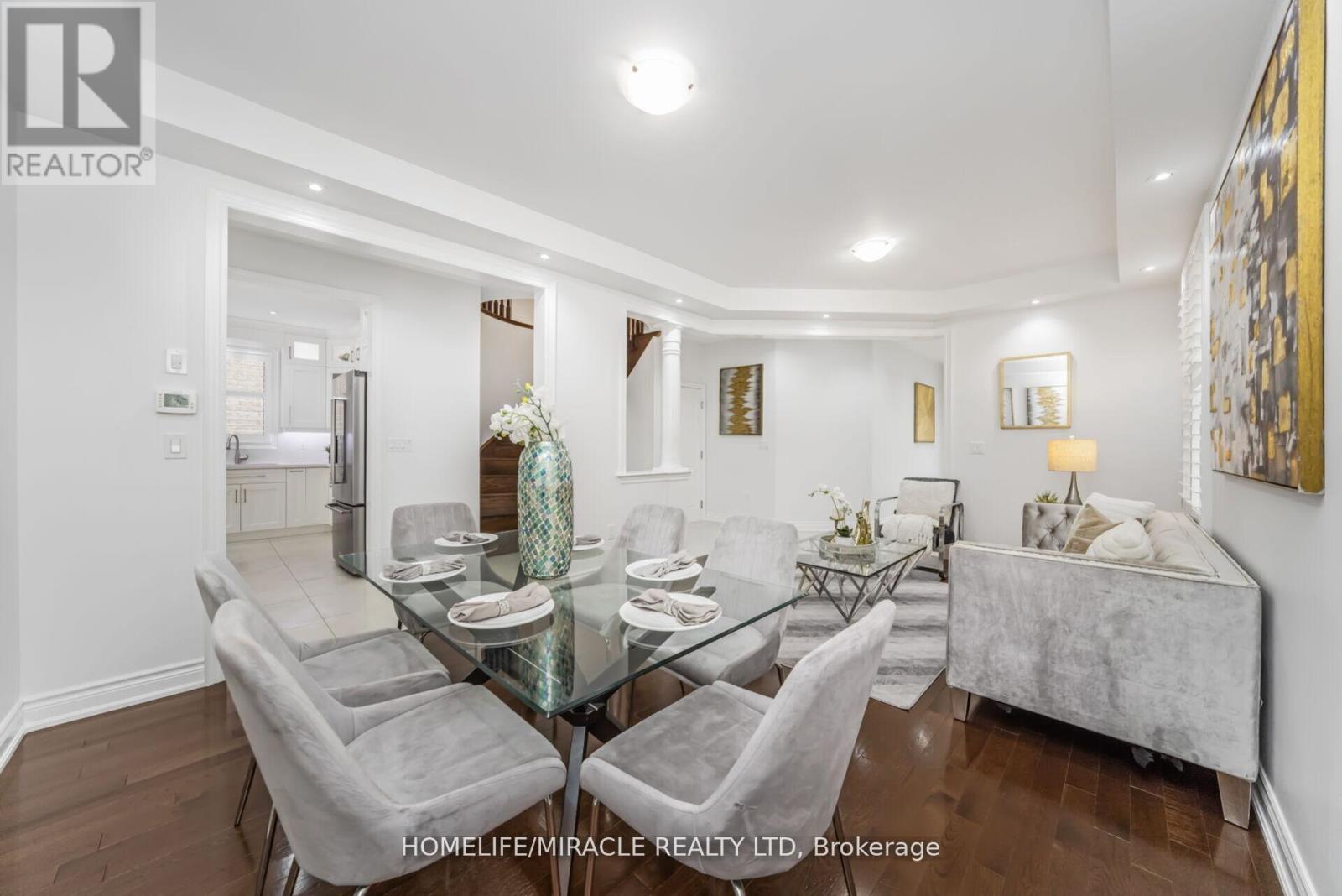 10 Kenora Street, Brampton, ON - Indoor Photo Showing Dining Room