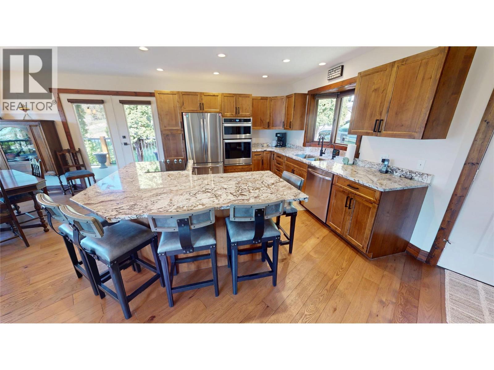 8380 Richardson Crescent, Canal Flats, BC - Indoor