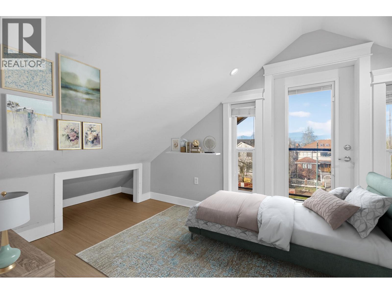 2430 E 41 Avenue, Vancouver, BC - Indoor