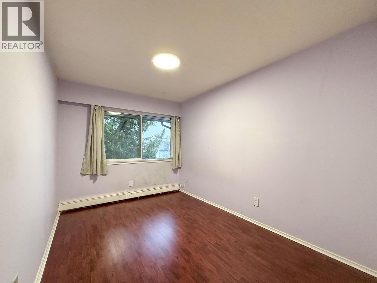 302 8020 Ryan Road, Richmond, BC