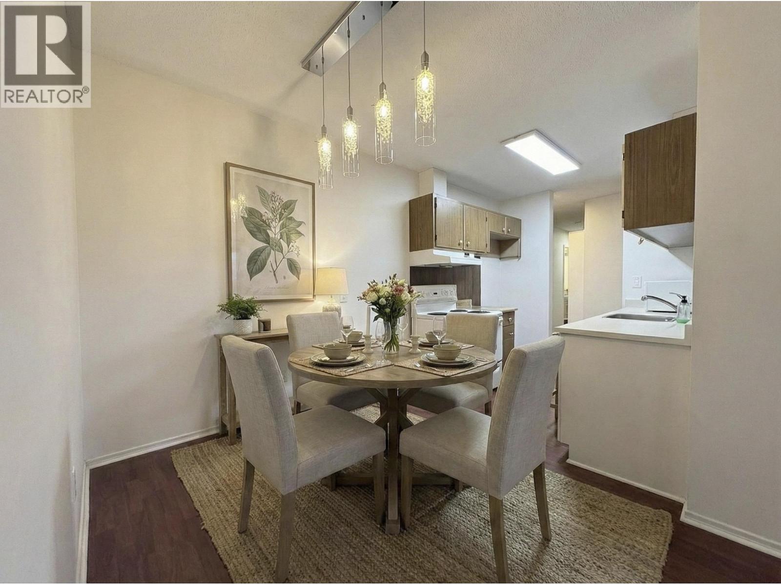 302 8020 Ryan Road, Richmond, BC