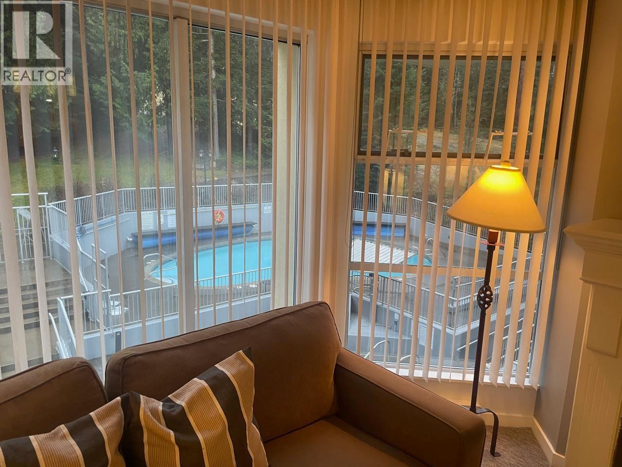 304 Week 2-4910 Spearhead Place, Whistler, BC - Indoor Photo Showing Other Room