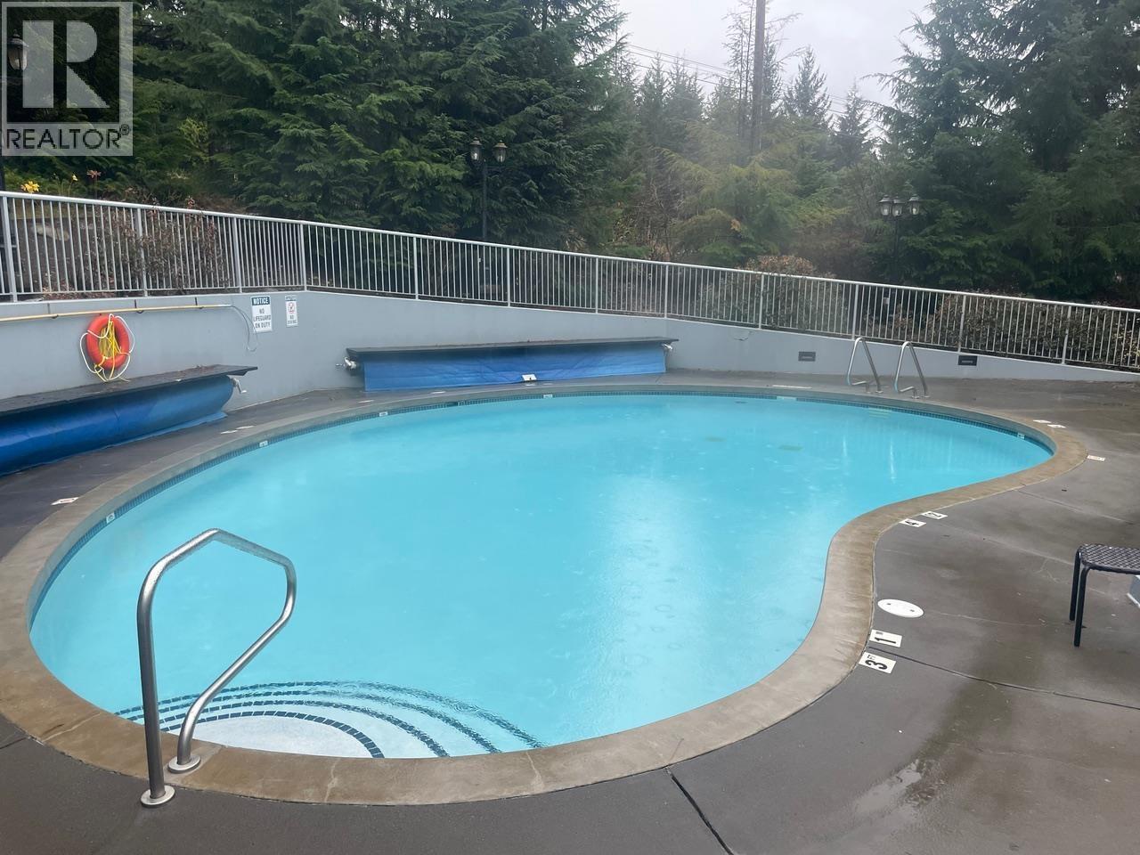 304 Week 2-4910 Spearhead Place, Whistler, BC - With In Ground Pool