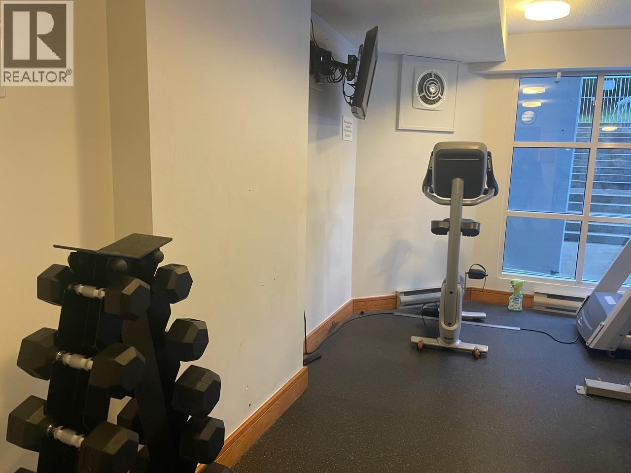 304 Week 2-4910 Spearhead Place, Whistler, BC - Indoor Photo Showing Gym Room