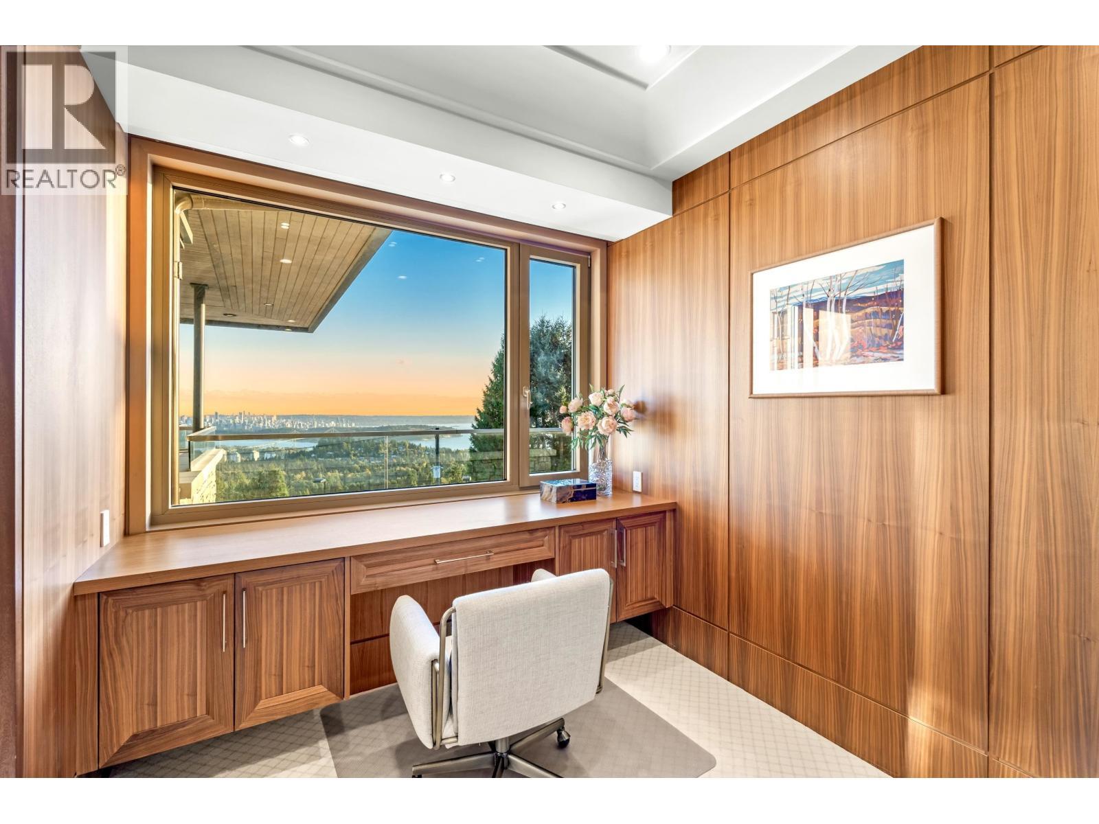 1036 Eyremount Drive, West Vancouver, BC