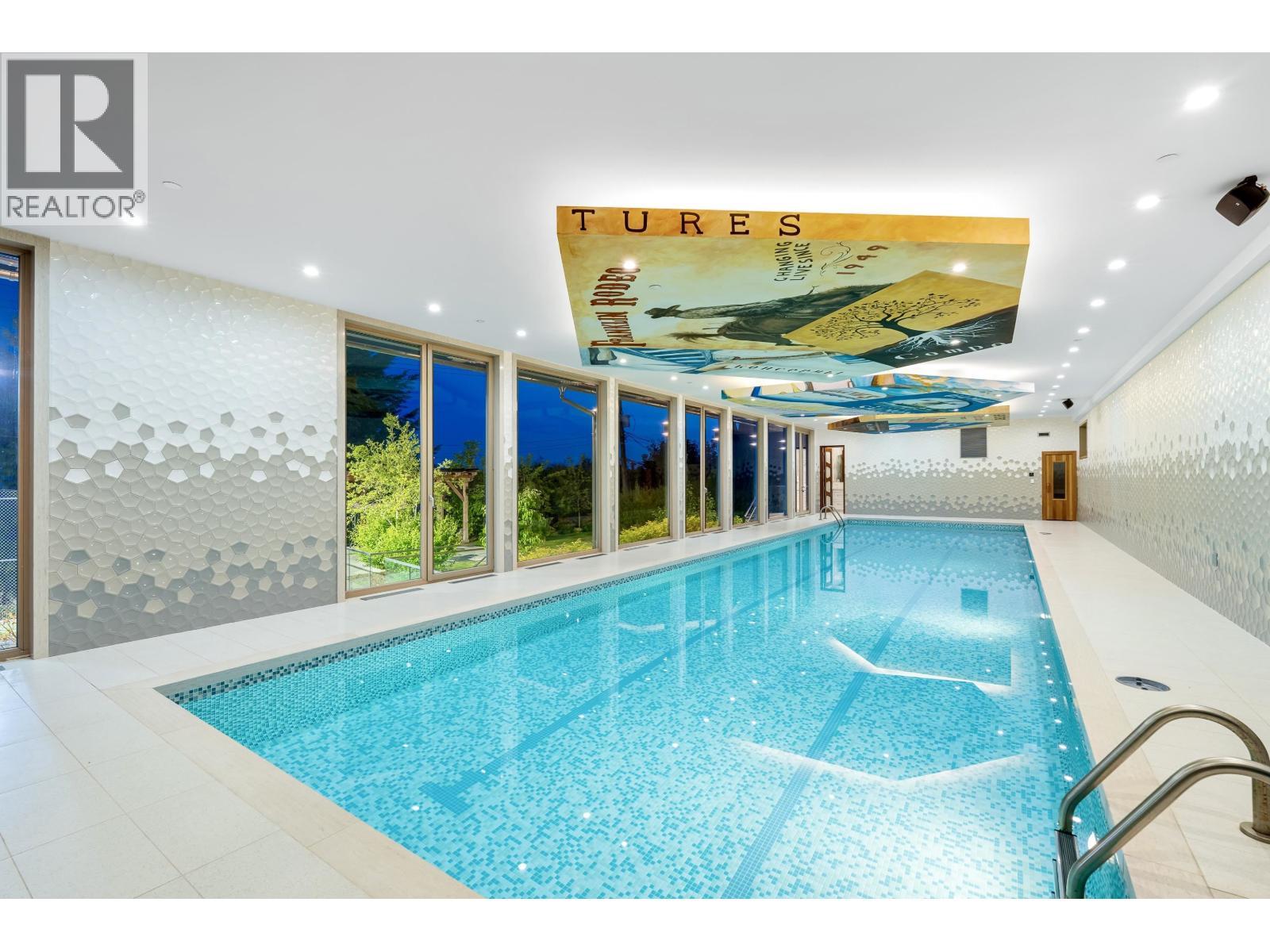 1036 Eyremount Drive, West Vancouver, BC