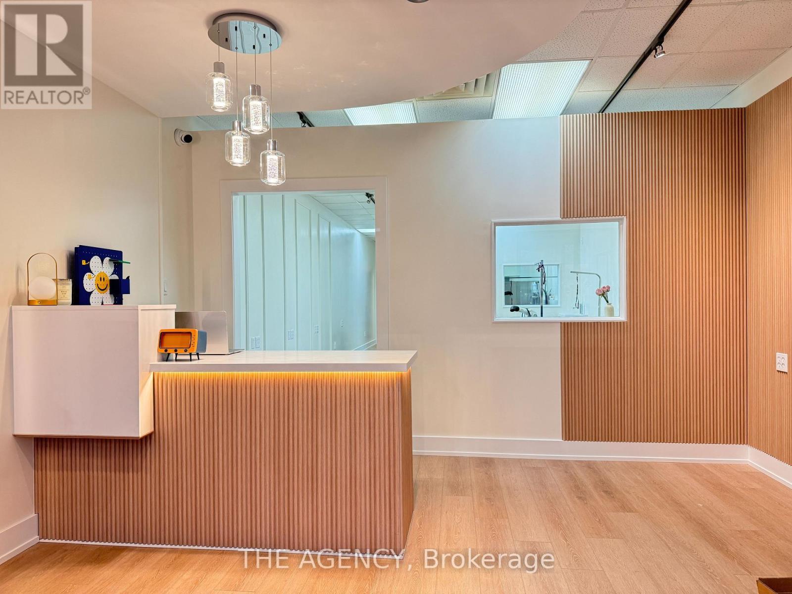 3 - 9580 Yonge Street, Richmond Hill, ON