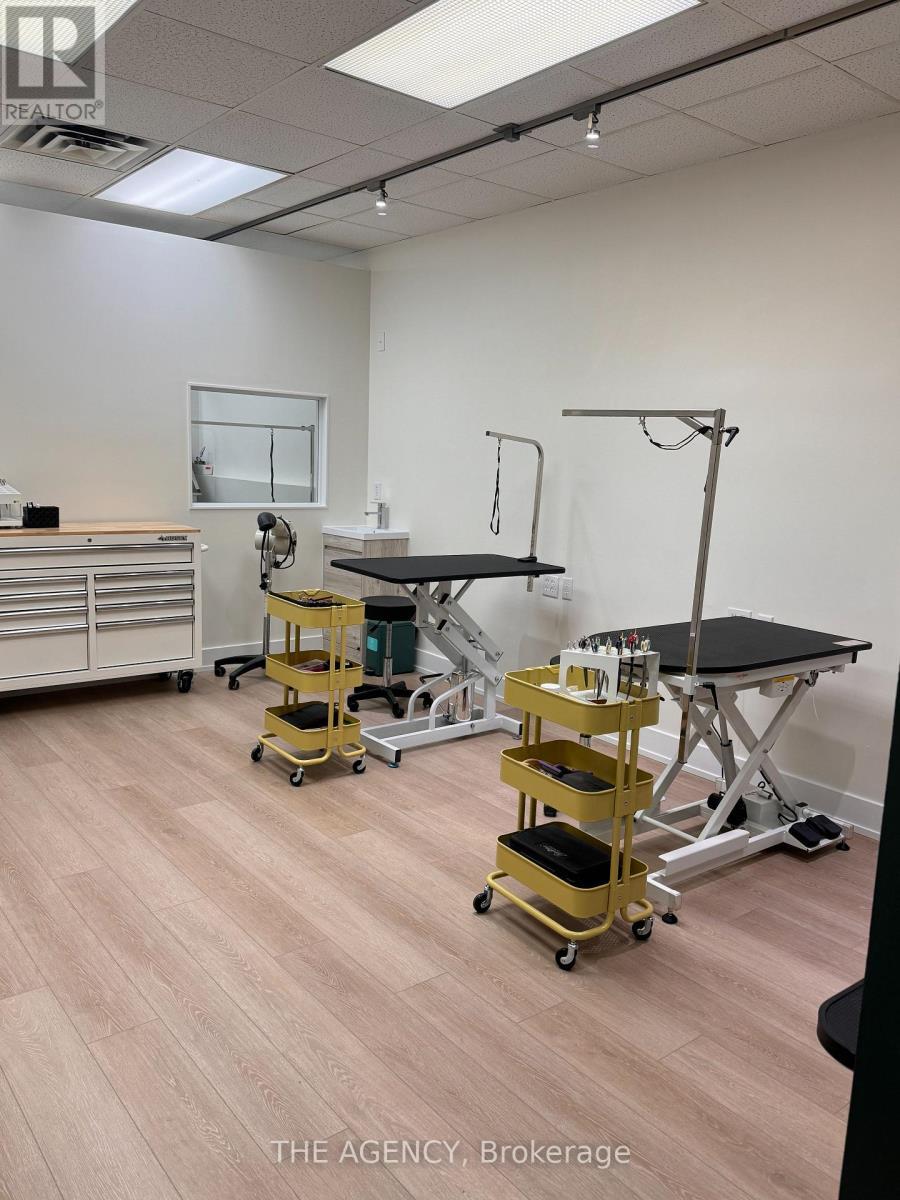 3 - 9580 Yonge Street, Richmond Hill, ON