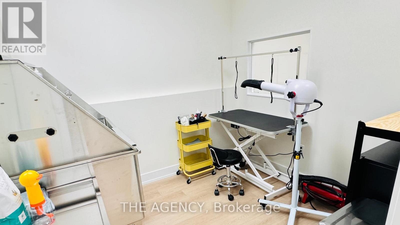 3 - 9580 Yonge Street, Richmond Hill, ON