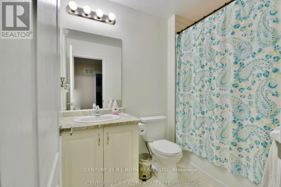 196 Diana Drive, Orillia, ON - Indoor Photo Showing Bathroom
