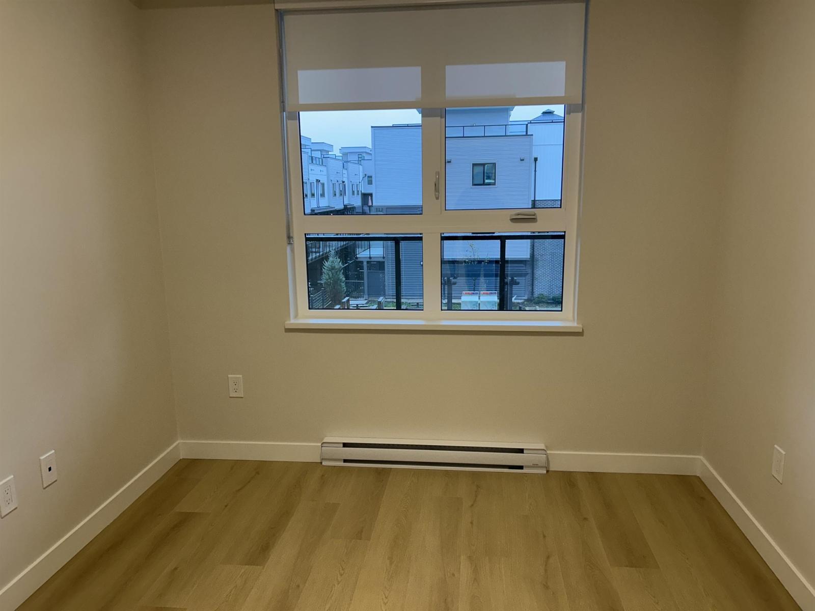 B321 20049 82 Avenue, Langley, BC - Indoor Photo Showing Other Room