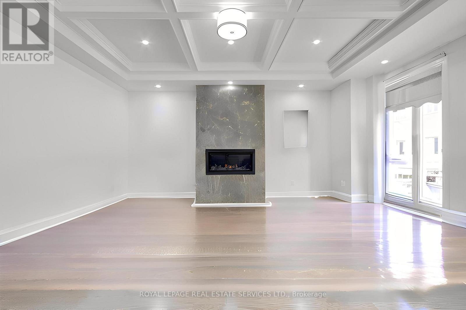 48 Viva Gardens, Oakville, ON - Indoor Photo Showing Other Room With Fireplace