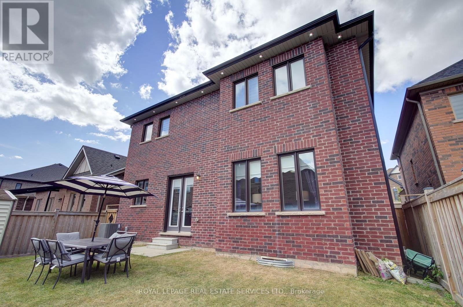 48 Viva Gardens, Oakville, ON - Outdoor With Exterior