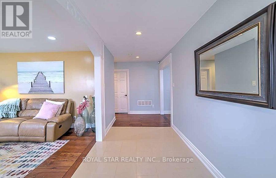 Upper - 11080 Winston Churchill Boulevard, Halton Hills, ON - Indoor Photo Showing Other Room