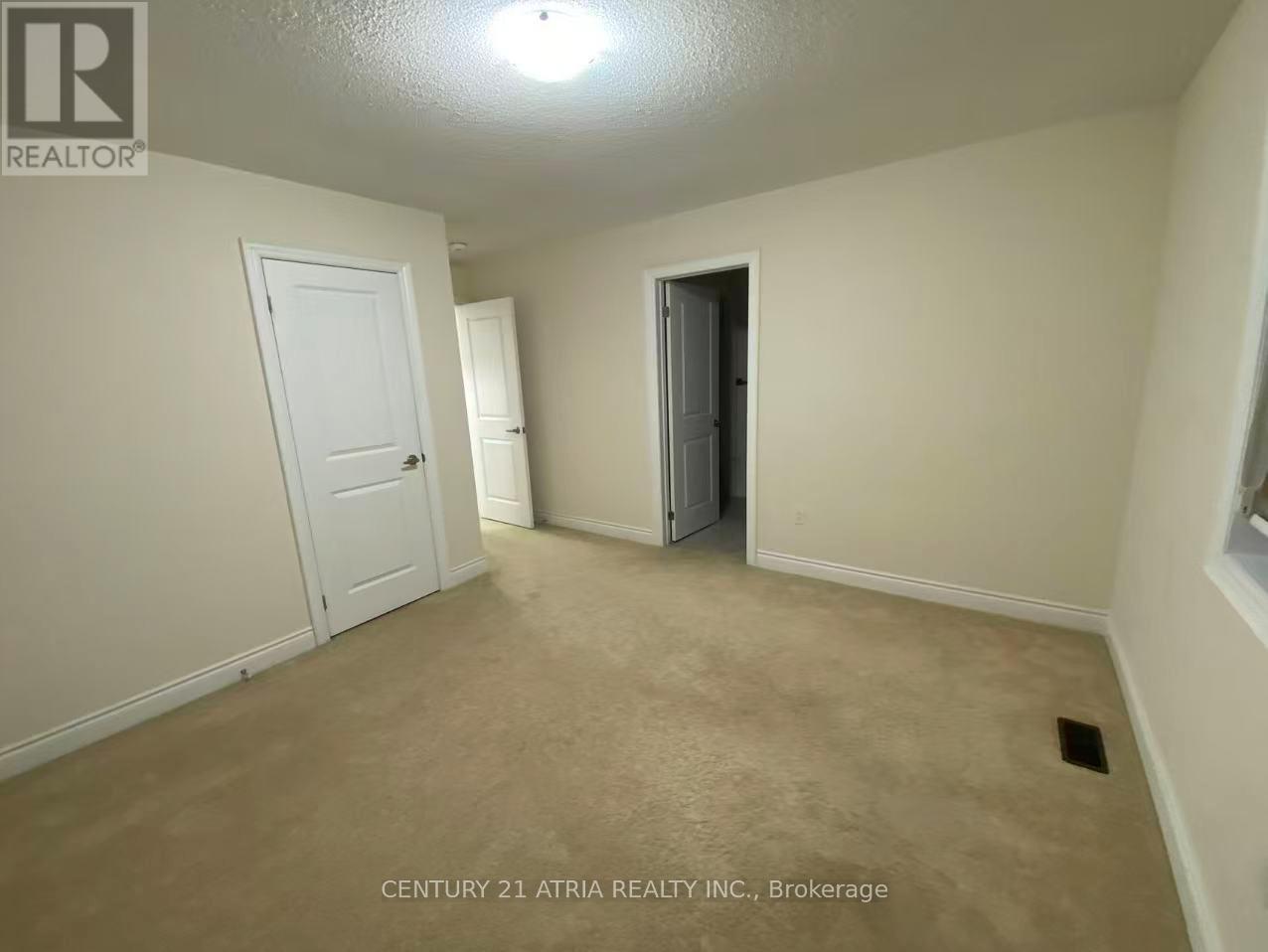 37 Ladder Crescent, East Gwillimbury, ON - Indoor Photo Showing Other Room