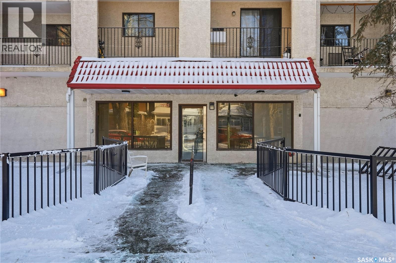 102 2125 Osler Street, Regina, SK - Outdoor With Exterior