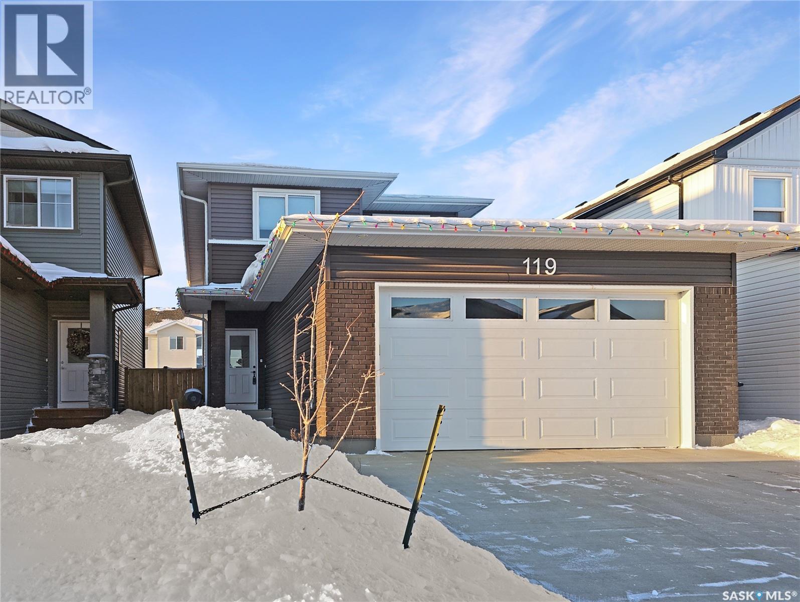 119 Doran Way, Saskatoon, SK - Outdoor With Facade