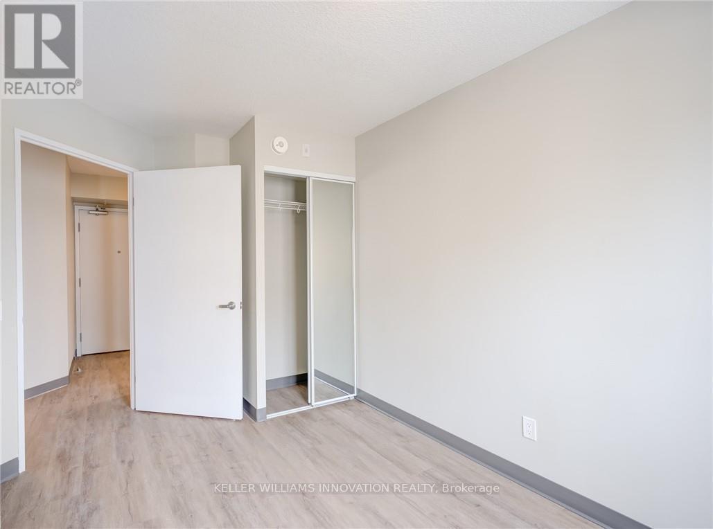 911 - 595 Strasburg Road, Kitchener, ON - Indoor Photo Showing Other Room