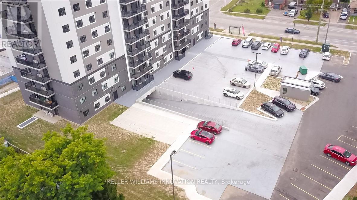 911 - 595 Strasburg Road, Kitchener, ON -