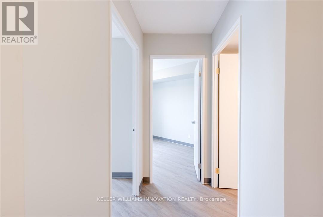 911 - 595 Strasburg Road, Kitchener, ON - Indoor Photo Showing Other Room