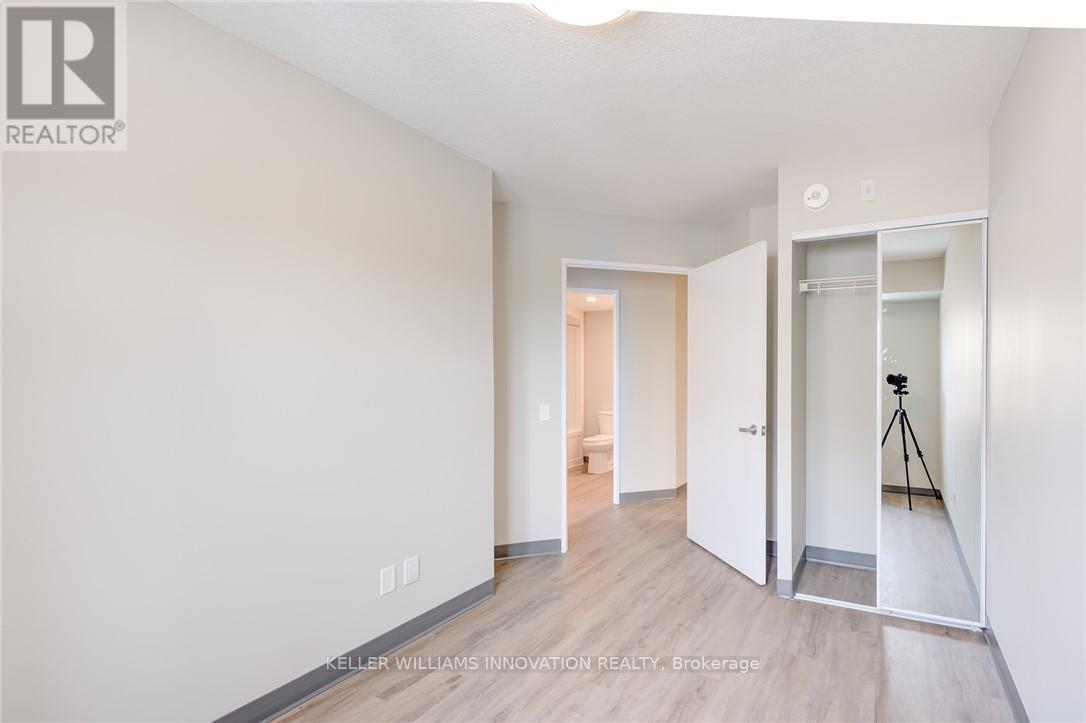 911 - 595 Strasburg Road, Kitchener, ON - Indoor Photo Showing Other Room