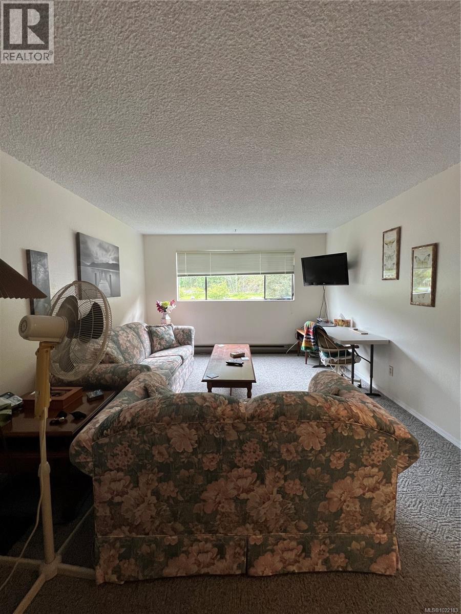 202 651 Maquinna Dr N, Tahsis, BC - Indoor