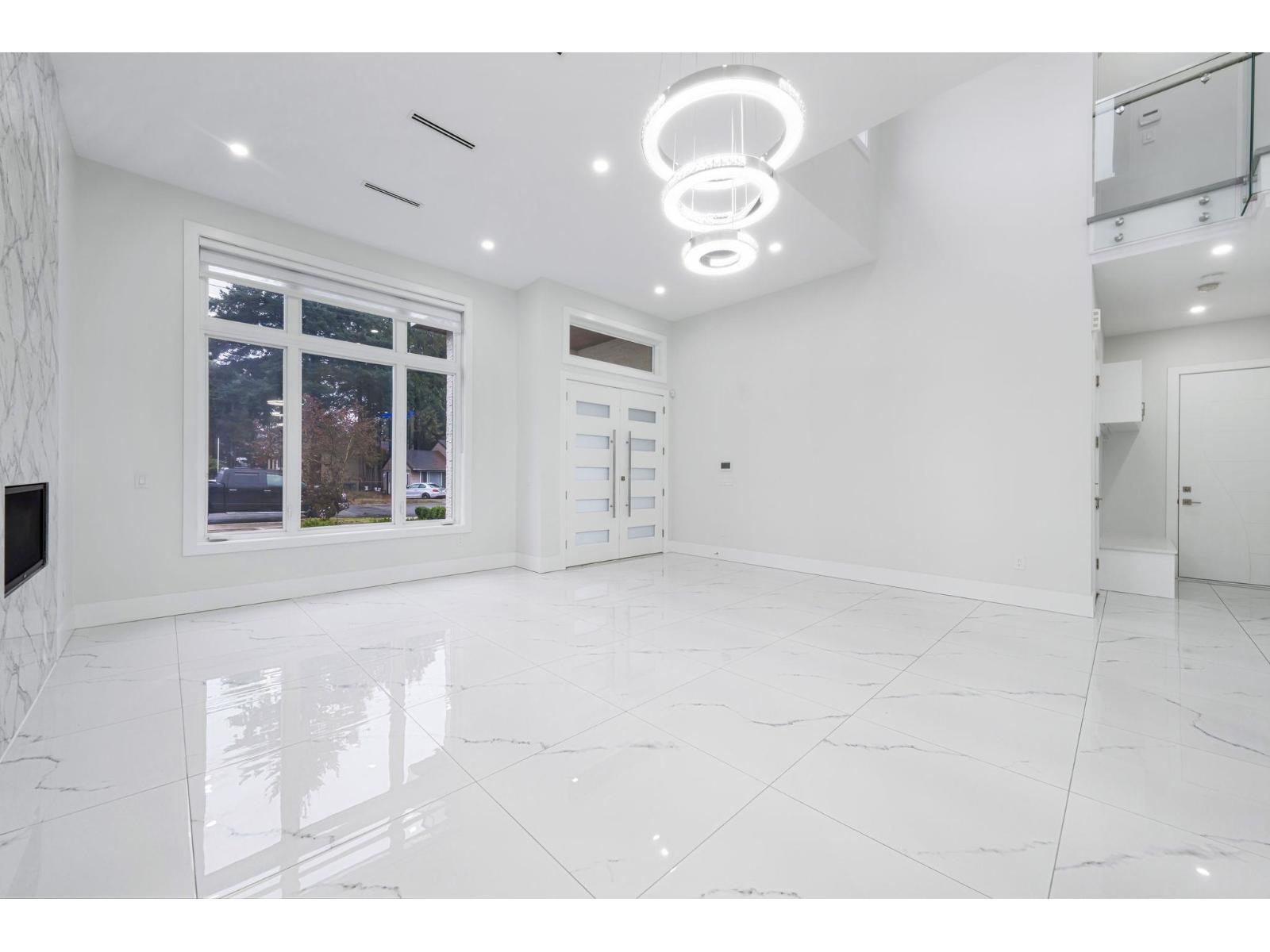 8665 154A Street, Surrey, BC - Indoor Photo Showing Other Room