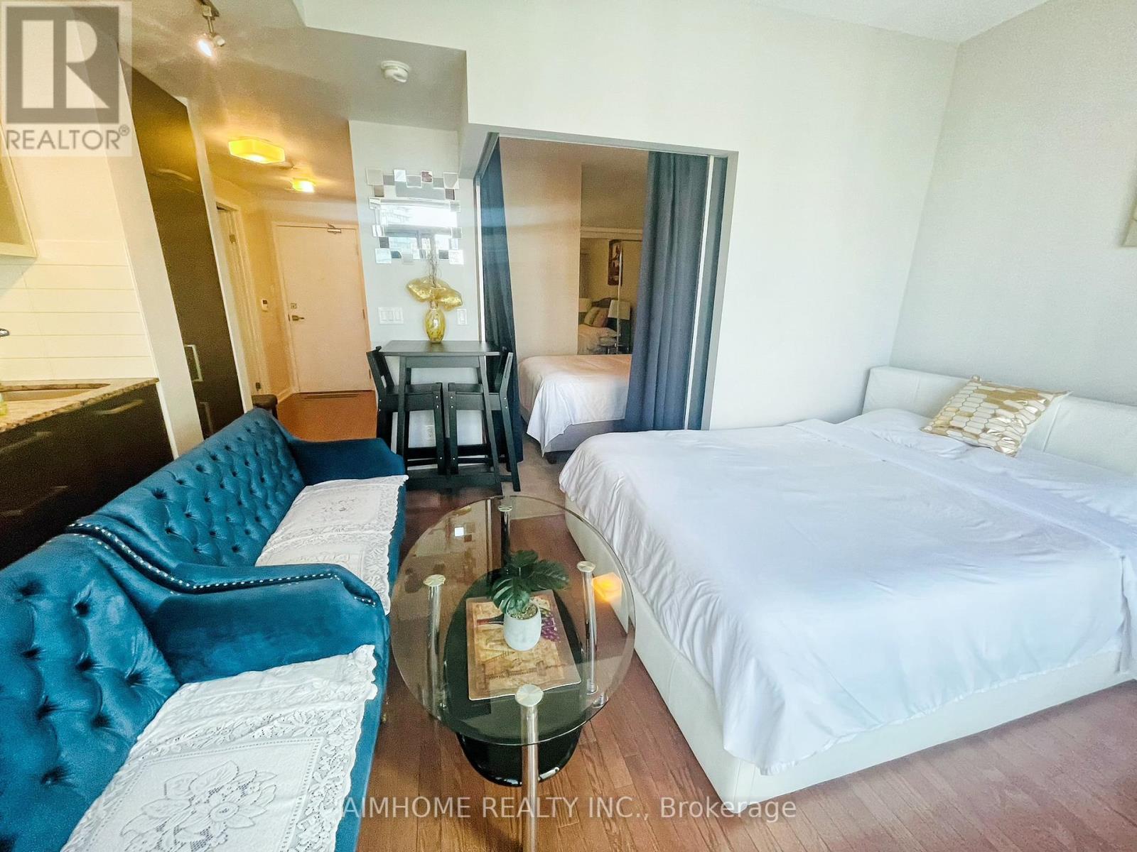 4201 - 12 York Street, Toronto, ON