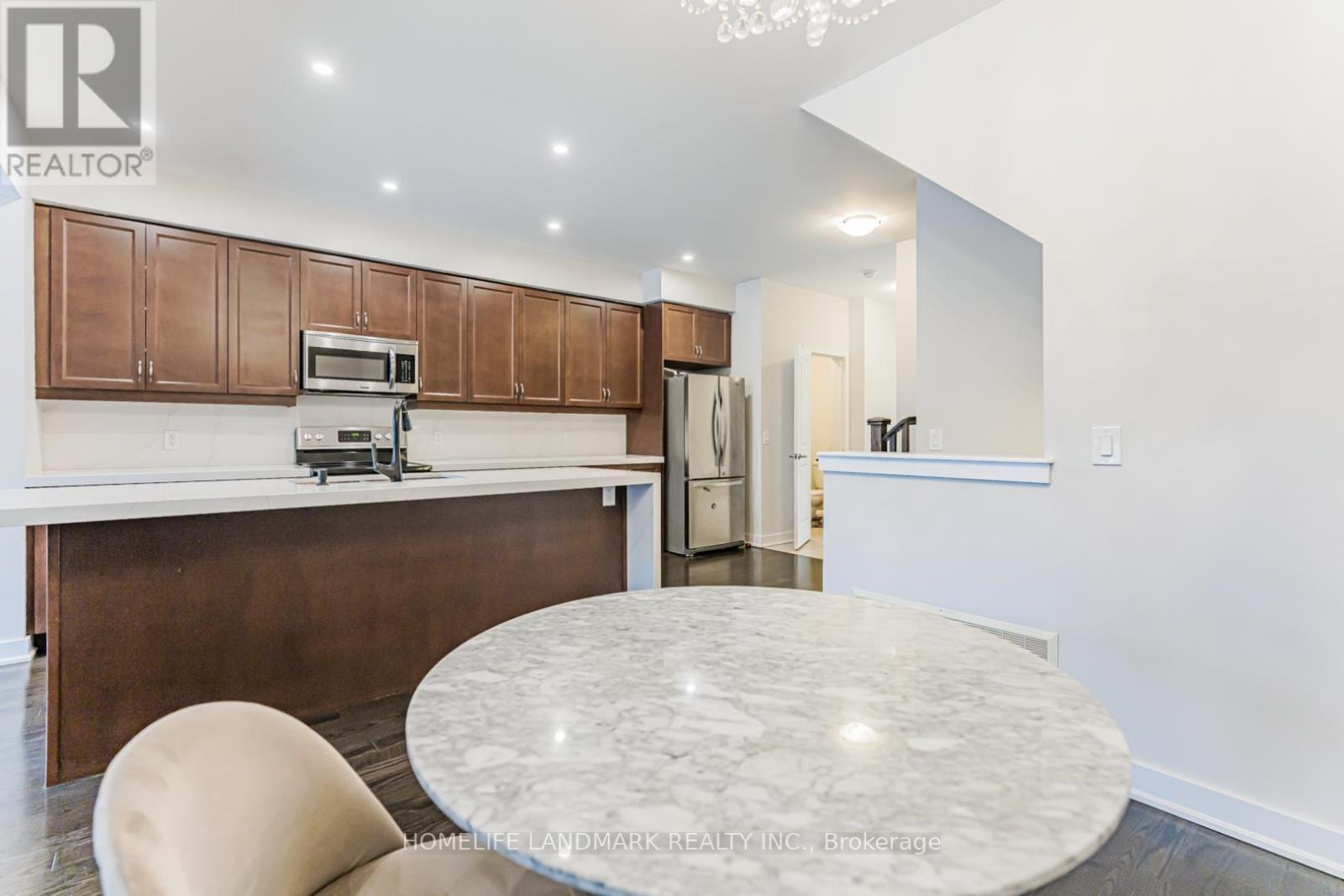 62 Helliwell Crescent, Richmond Hill, ON - Indoor