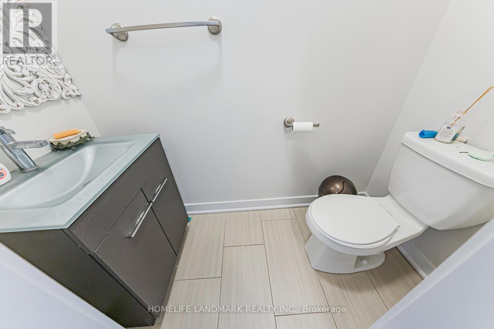 62 Helliwell Crescent, Richmond Hill, ON - Indoor Photo Showing Bathroom