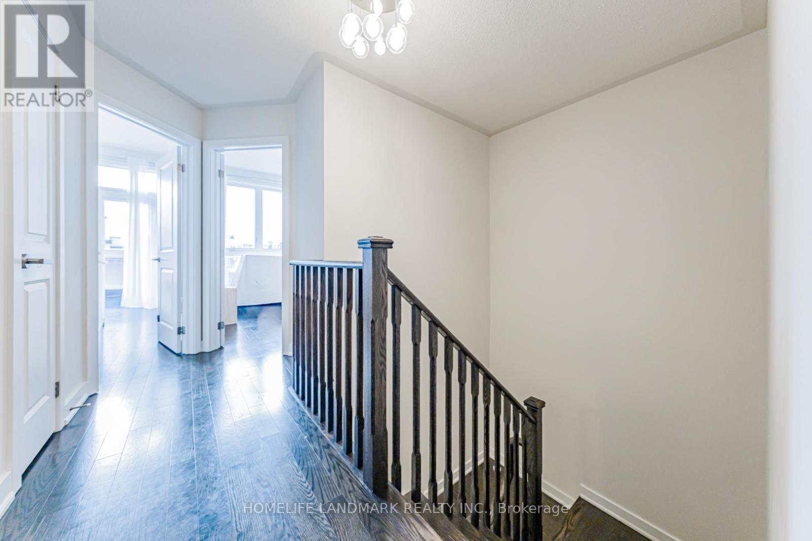 62 Helliwell Crescent, Richmond Hill, ON - Indoor Photo Showing Other Room