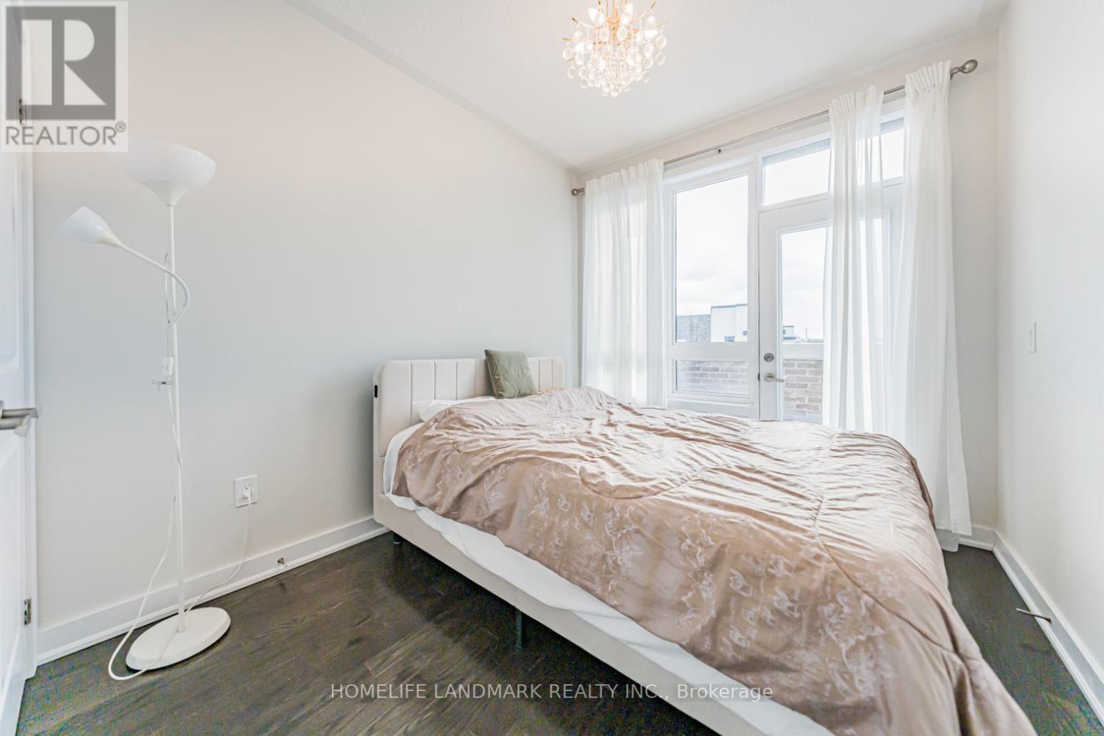 62 Helliwell Crescent, Richmond Hill, ON - Indoor Photo Showing Bedroom