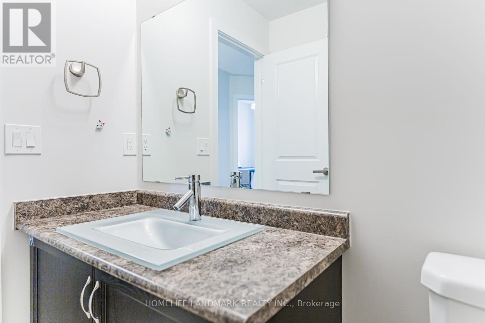62 Helliwell Crescent, Richmond Hill, ON - Indoor Photo Showing Bathroom