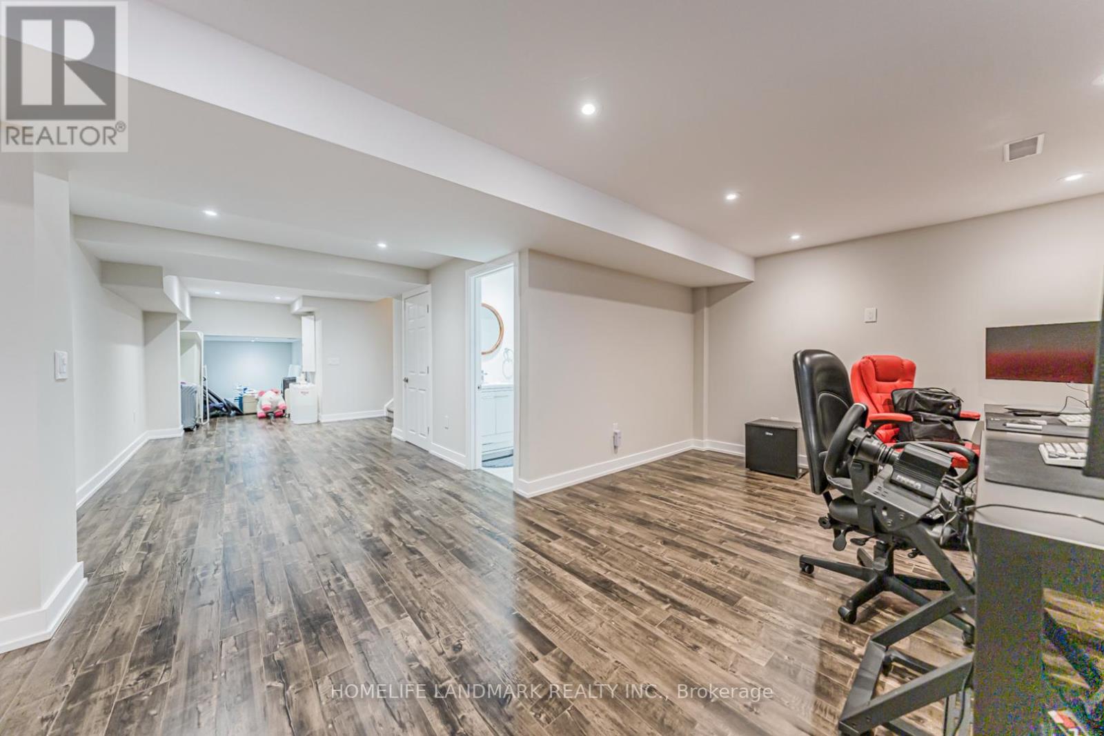 62 Helliwell Crescent, Richmond Hill, ON - Indoor Photo Showing Other Room