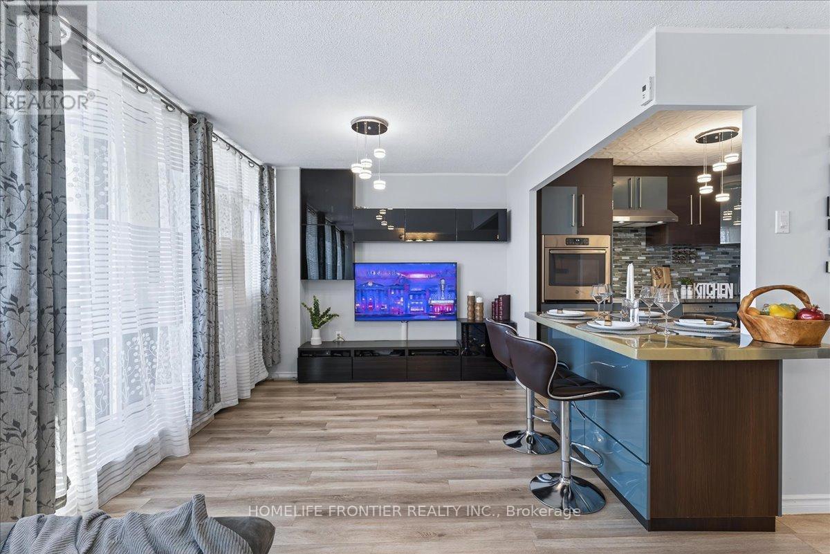 605 - 2301 Derry Road W, Mississauga, ON