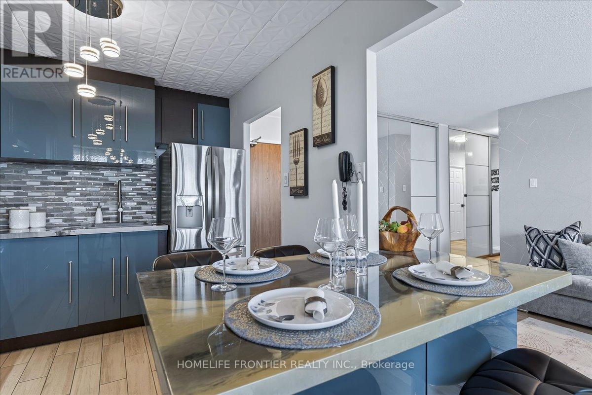 605 - 2301 Derry Road W, Mississauga, ON