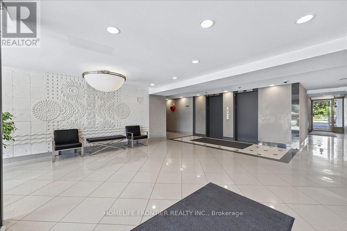 605 - 2301 Derry Road W, Mississauga, ON