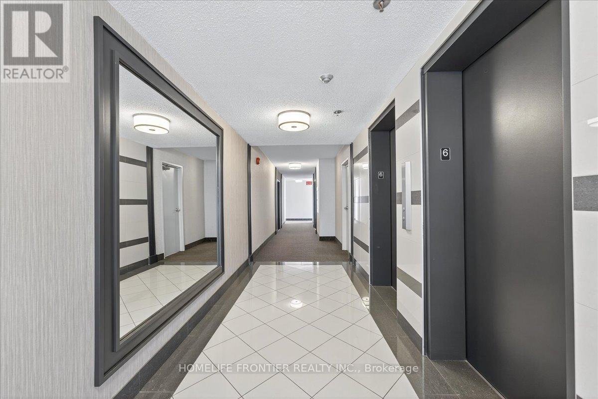 605 - 2301 Derry Road W, Mississauga, ON