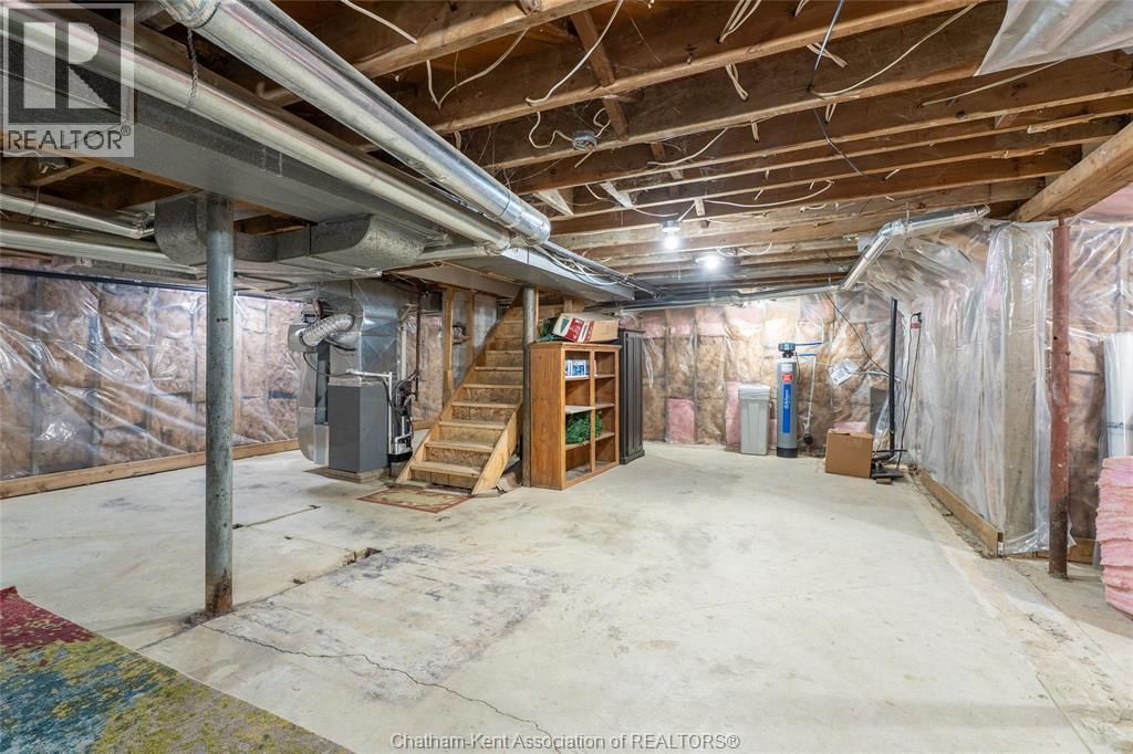 104 Brander Avenue, Wallaceburg, ON - Indoor Photo Showing Basement
