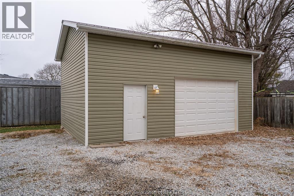 104 Brander Avenue, Wallaceburg, ON - Outdoor