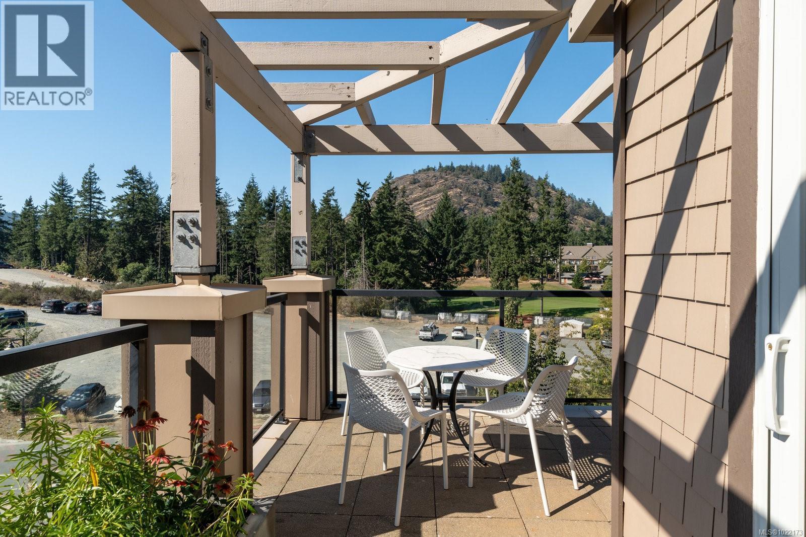 416 1335 Bear Mountain Pkwy, Langford, BC - Outdoor With Deck Patio Veranda With Exterior