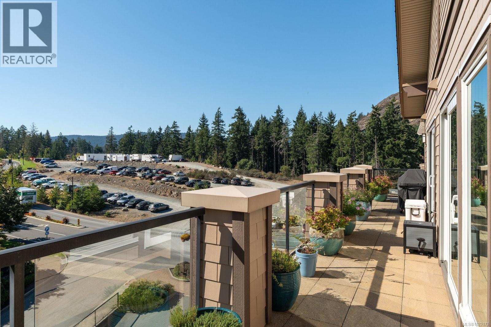 416 1335 Bear Mountain Pkwy, Langford, BC - Outdoor