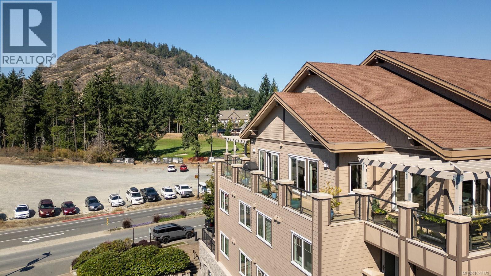 416 1335 Bear Mountain Pkwy, Langford, BC - Outdoor