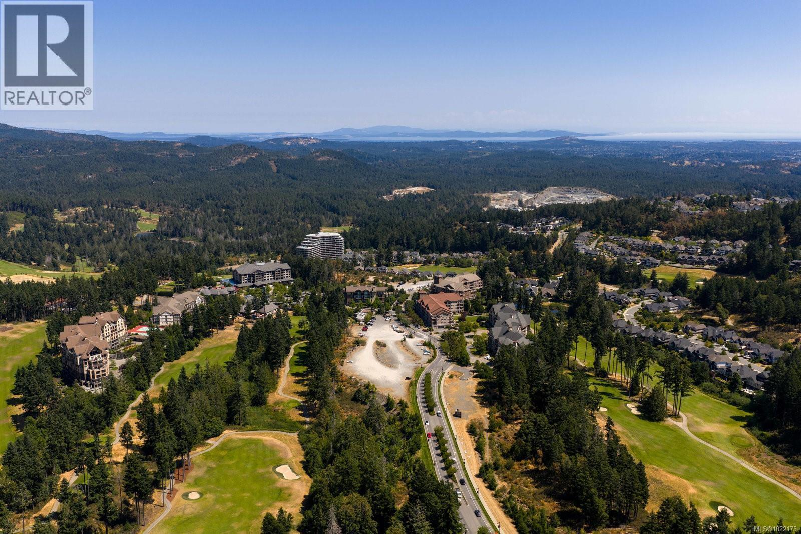 416 1335 Bear Mountain Pkwy, Langford, BC - Outdoor With View