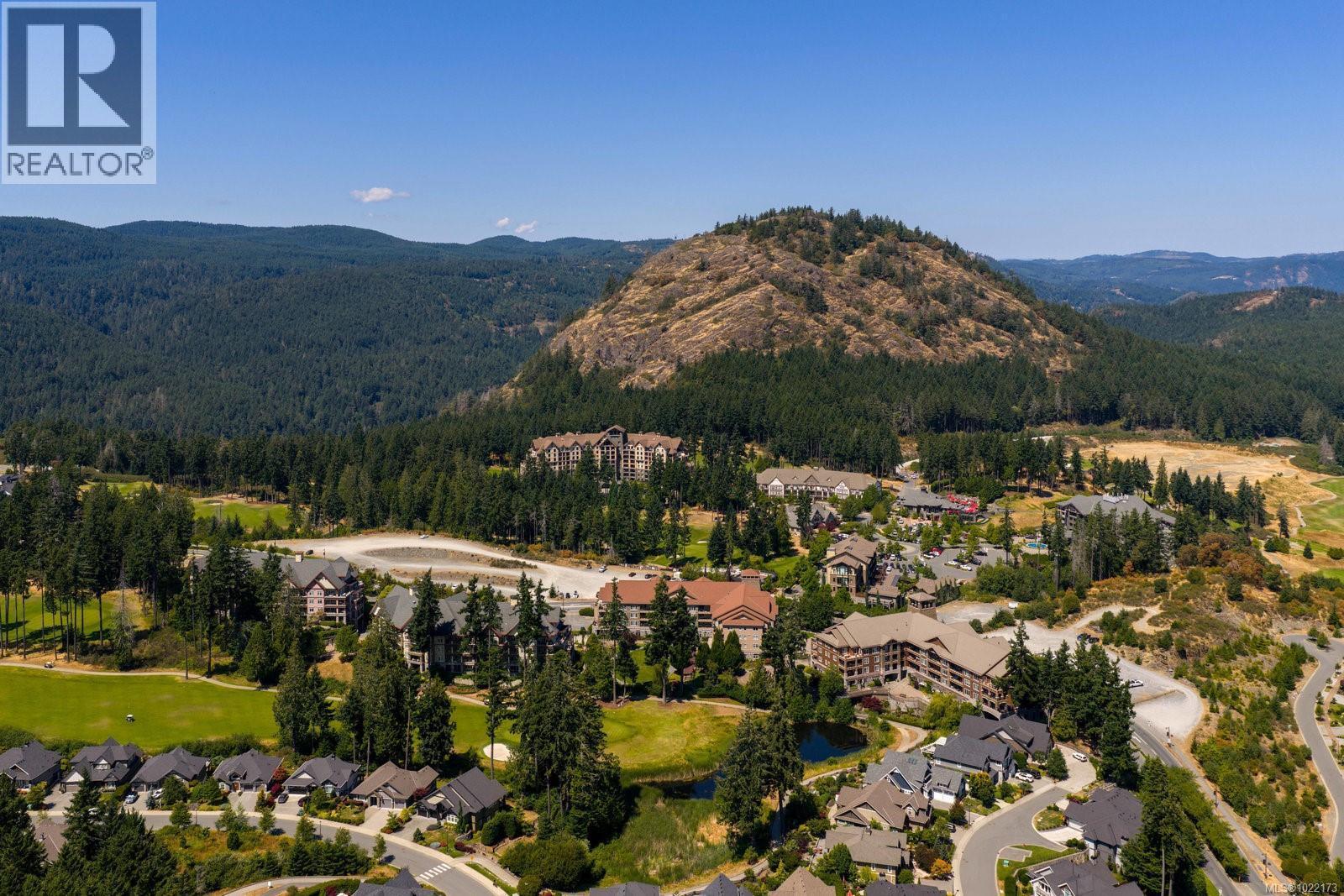 416 1335 Bear Mountain Pkwy, Langford, BC - Outdoor With View